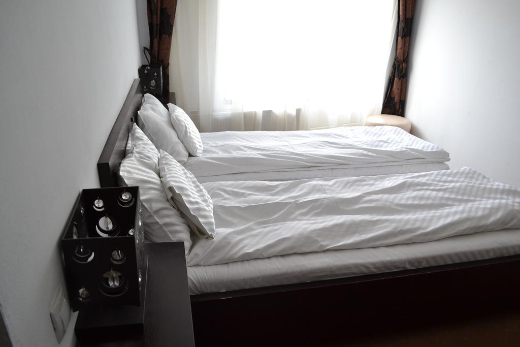 Chic City Rooms ซิวิโชอารา ภายนอก รูปภาพ